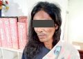 අත්අඩංගුවට ගත් සොරකමේ ගිය කාන්තාව පොලිසියේදී පිරිමියෙක් වෙයි.