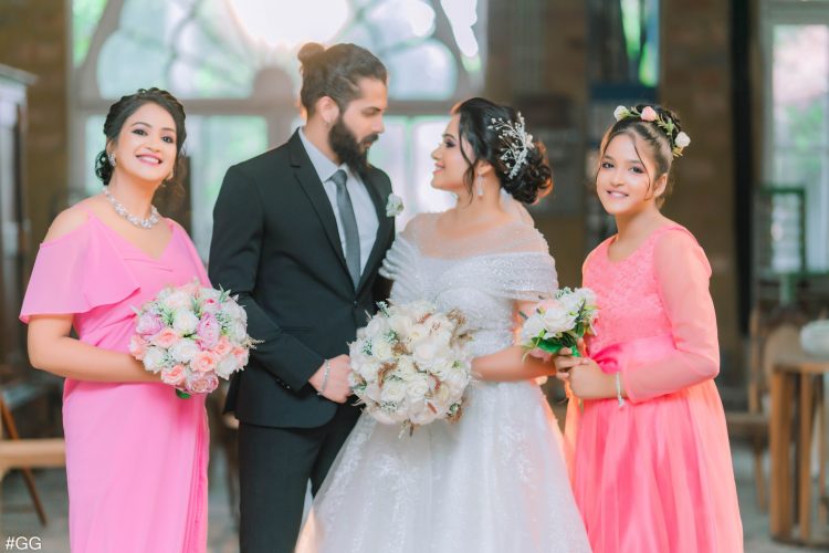 ආශා එදිරිසිංහ සහ දර්ශන් තවරාජ් විවාහ වෙයි (PHOTOS)