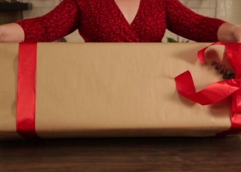 මධුසමය දා “මාරයා” පැක් කර දුන් හිටපු පෙම්වතා