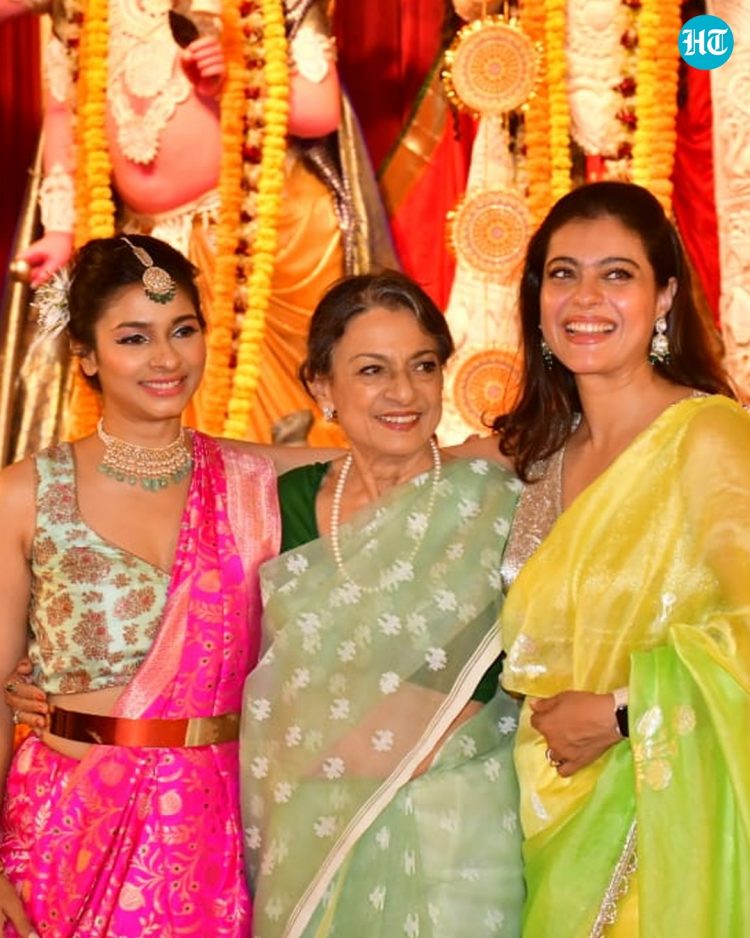 පවුලේ අය සමග දුර්ගා පූජාවට සහභාගි වූ ඉන්දීය නිළි කාජල්