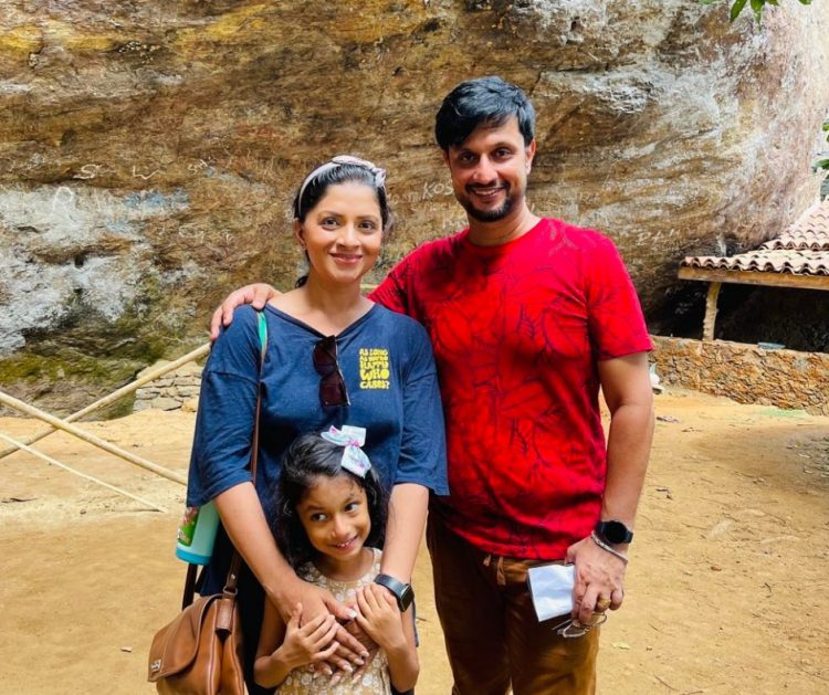 ප්‍රේමය ගැන ඉෂාරා මොකක්ද මේ කියන්නේ?