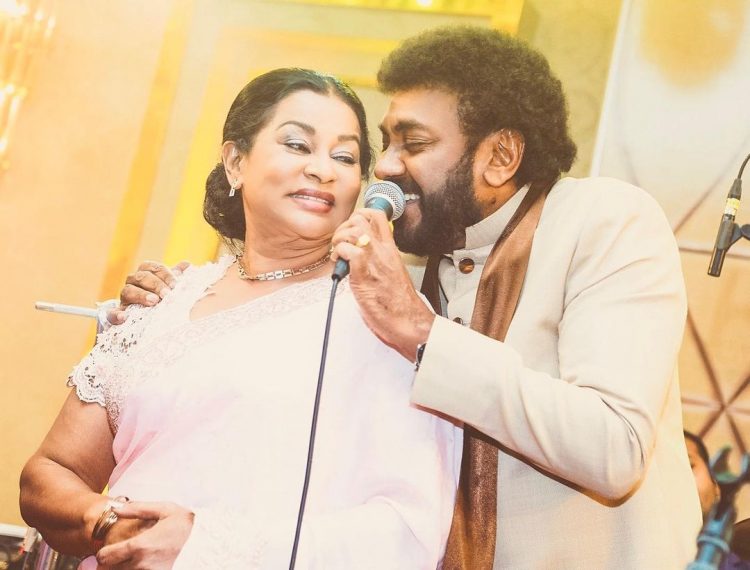 “අපිත් 2022 ඉඳන් නැහැ “කුමාරි මුණසිංහ” ගේම අතට ගත්තෙ නැත්නම්. මට මගෙ අම්මා ගැන පුදුම ආඩම්බරයි”……..