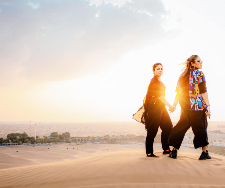 අක්කගෙයි නංගිගෙයි ලස්සන බලන්නකෝ……..