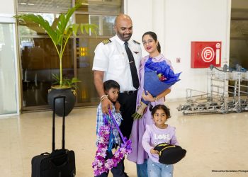 මහත්තයා රට ගියාට මහේෂි ලංකාවේ