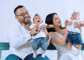 දිනූ හැම දේ පැරදුනත් මා .. දිනා දෙන්නම් ඔබේ පැතුමන් ..