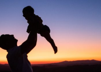 ලොව ලාබාලතම පියා ගැන ඔබ දන්නවා ද?