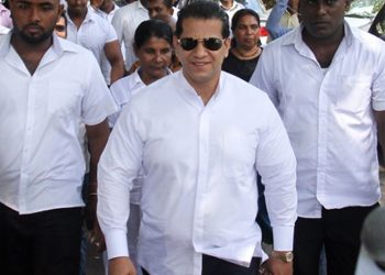 දුමින්ද සිල්වාට ලබාදුන් ජනාධිපති සමාව බලරහිත කරමින් ශ්රේෂ්ඨාධිකරණයෙන් තීන්දුවක්