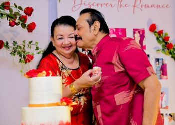 විවාහ වෙලා අවුරුදු 41ක්ලු