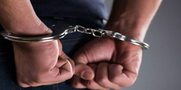 ගල්නෑව ව්‍යාජ පොලිස් නිල ඇඳුමින් අපරාධ කළ කල්ලියේ තවත් සාමාජිකයෙකු අත්අඩංගුවට
