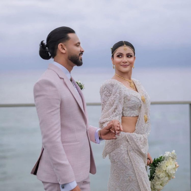 තරින්දි සහ චතුරගේ “මඟුල් ගෙදර” Photo Shoot එකක් විතරලු!