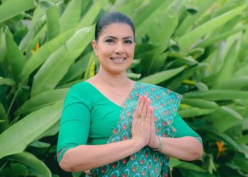 අප්සාරිට අත්වූ අකරතැබ්බය: පරණ සාරියක් නිසා නීති ප්රශ්නයක්?