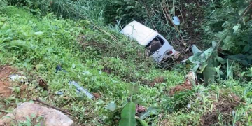 නුවරඑළිය ගිය විනෝද චාරිකාව අනතුරකින් අවසන්: මාතර තරුණයින් 8 දෙනෙකුට තුවාල