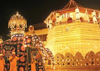 ඓතිහාසික මහනුවර ඇසළ මංගල්යයේ අවසන් රන්දෝලි පෙරහර අද රාත්රියේ වීථි සංචාරය කරයි