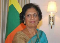 නිල නිවසින් යන්න චන්ද්රිකා මාස 2ක් ඉල්ලයි