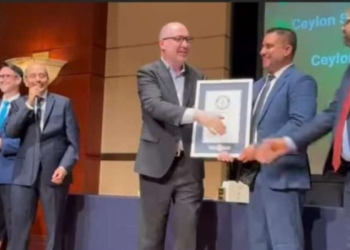 තේ වලට නොබෙල් ත්‍යාගයක්? ඇමතිවරයෙකුගෙන් ආන්දෝලනාත්මක ප්‍රකාශයක්!