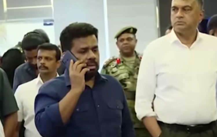 කලා ඔය සැඩ පහරට හසුවූ බස් රථය: 20ක් බේරාගැනේ, ඉතිරි අයට මොකද වුණේ?