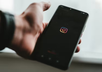 Instagram වලින් එන අලුත්ම රහස: Hashtags වලට සීමාවක්?